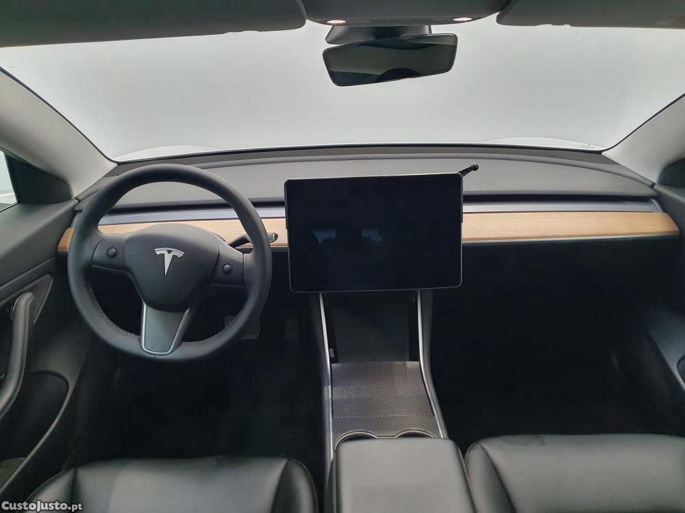 Tesla Model 3 Tração Traseira — fotografia 13