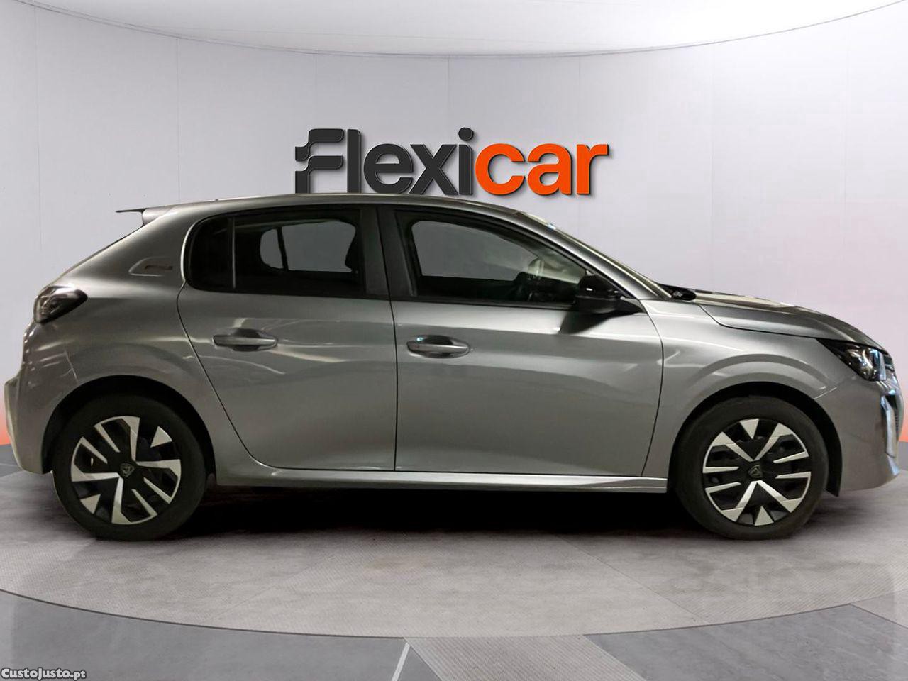 Peugeot 208 1.2 Hybrid Allure e-DCS6 - 25 — photo 5
