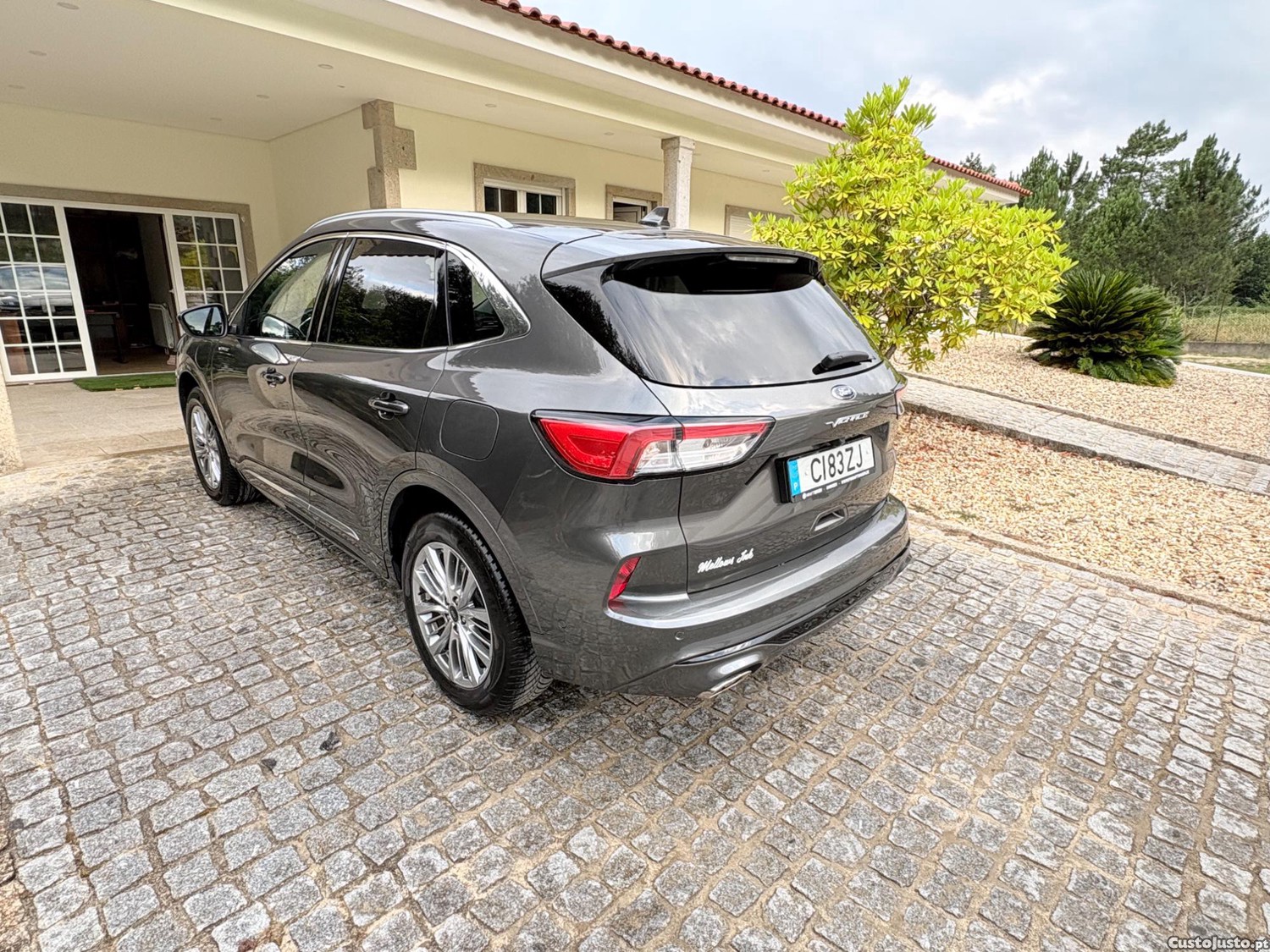 Ford Kuga PHEV Vignale — fotografia 7