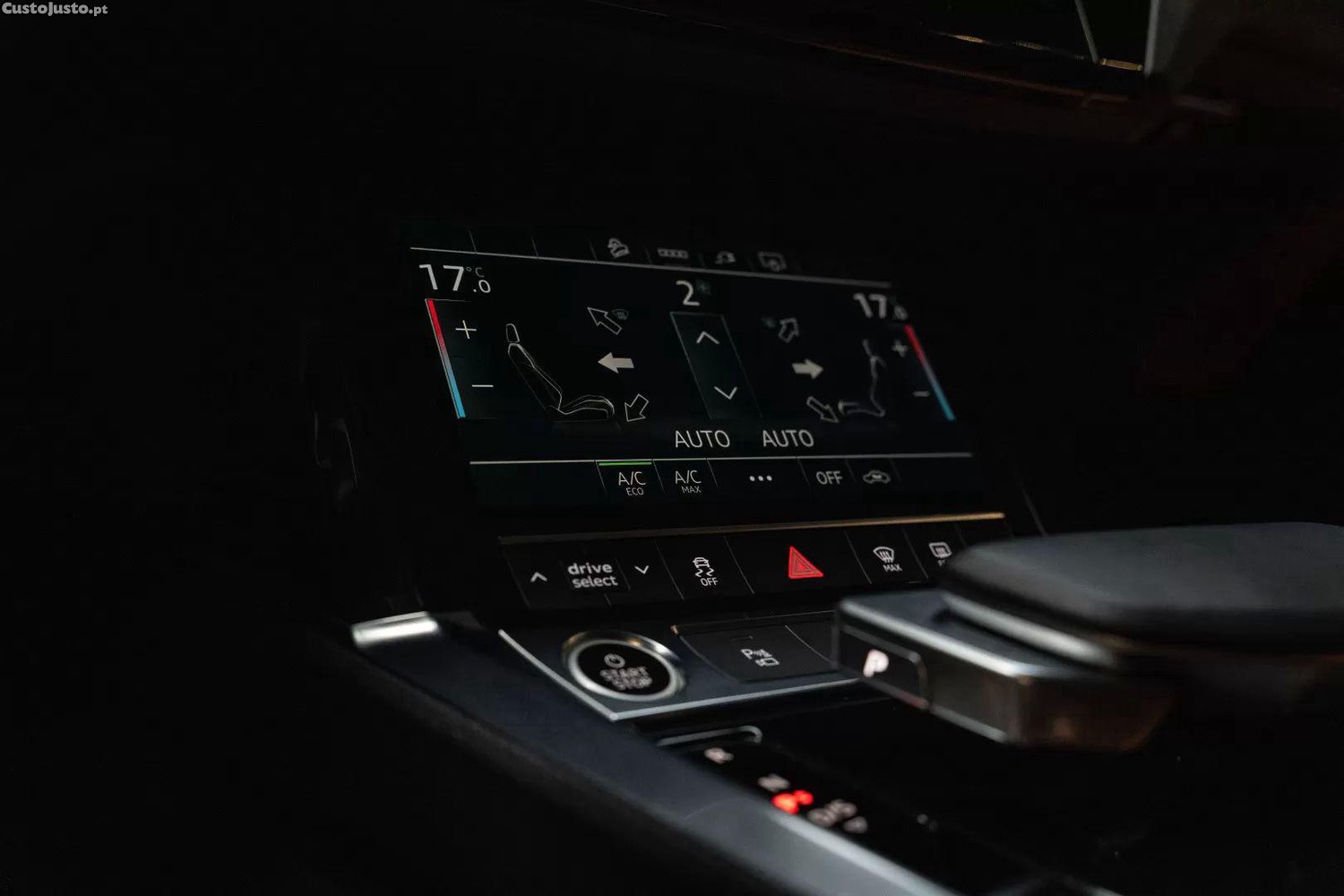 Audi Q8 55 quattro advanced — fotografia 9