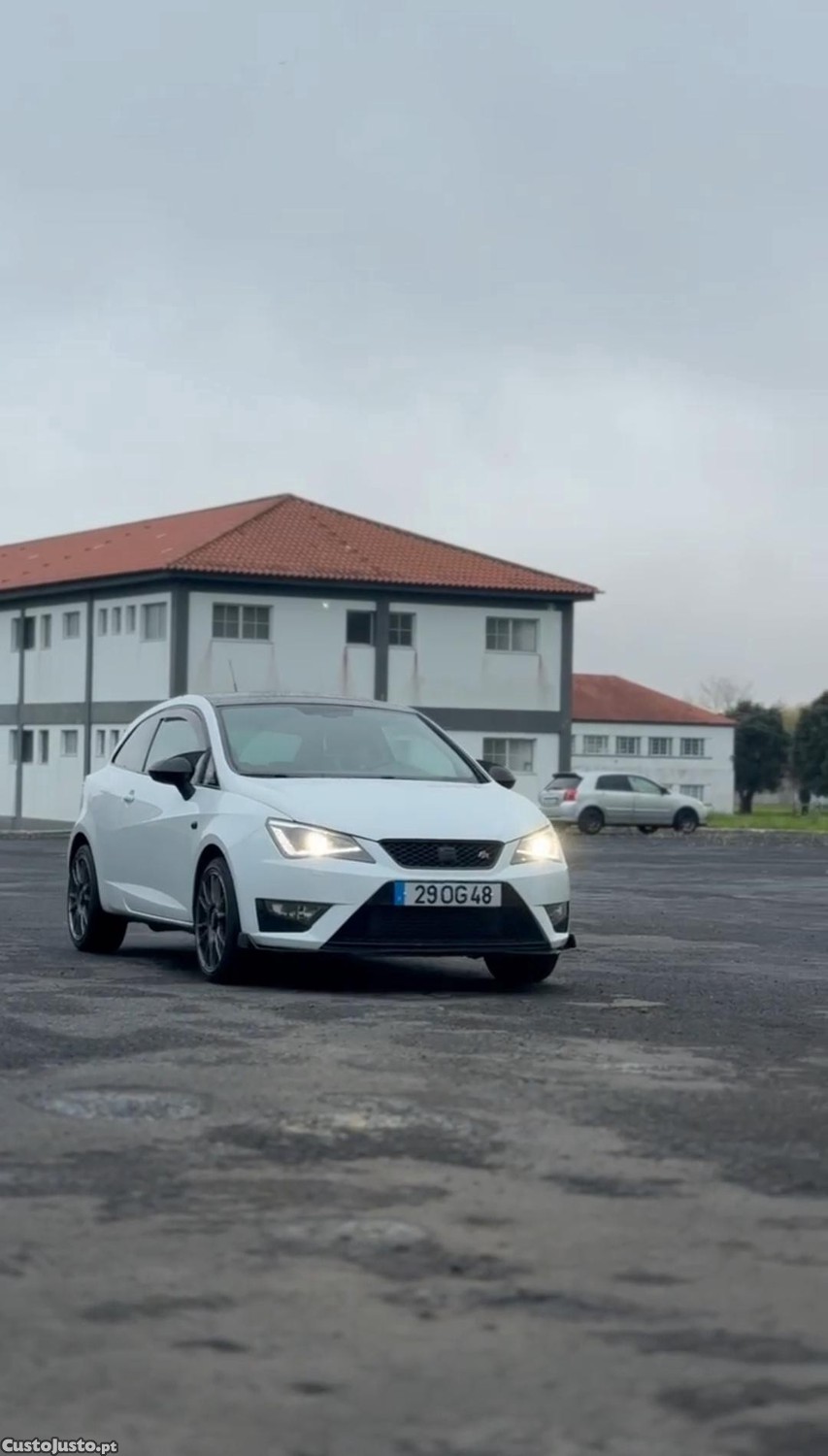 SEAT Ibiza 6j — fotografia 6