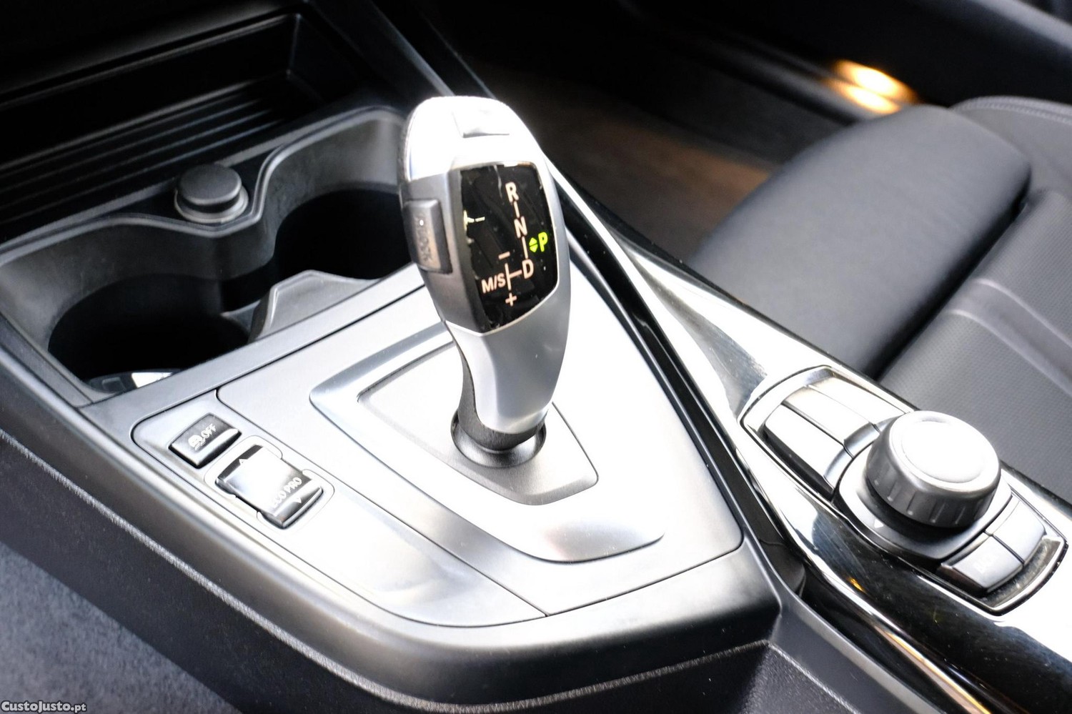 BMW 116 d Line Sport Auto — fotografia 9