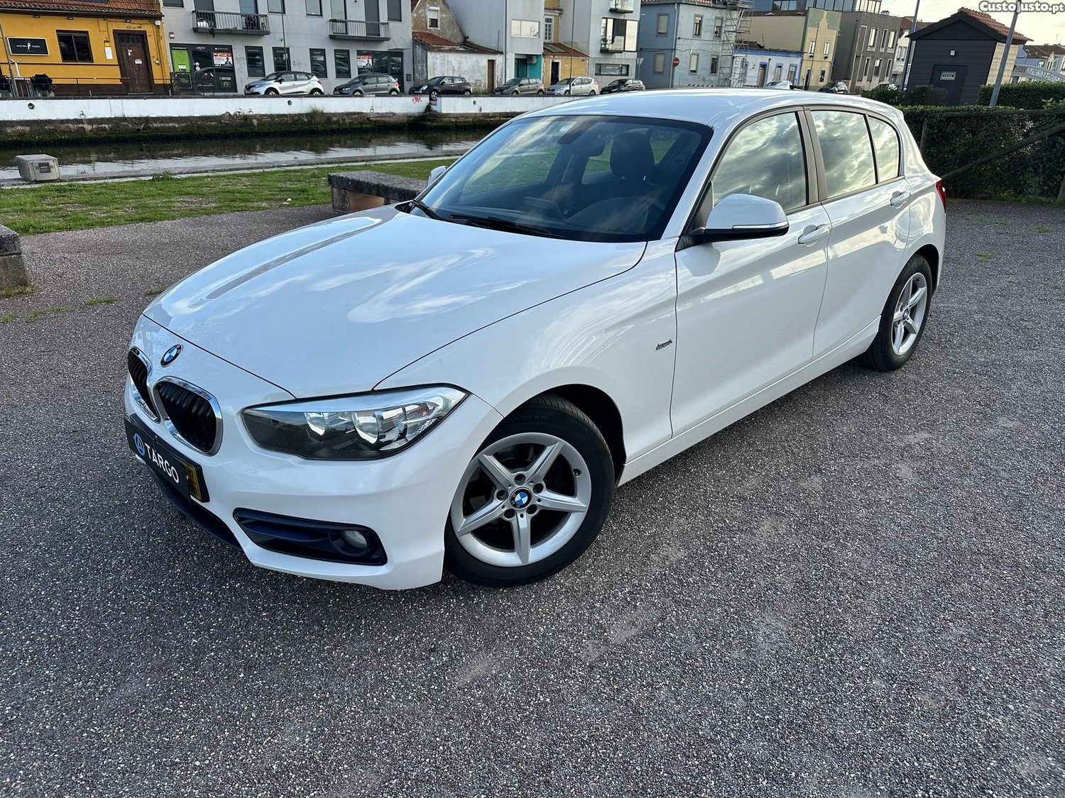 BMW 116 d EfficientDynamics Line Sport — fotografia 18