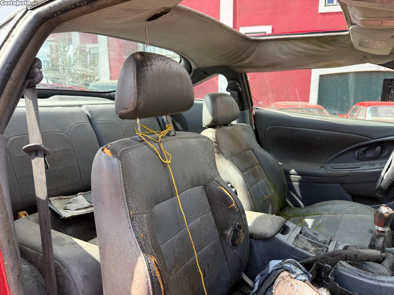 Mitsubishi Eclipse 2.0 — fotografia 4