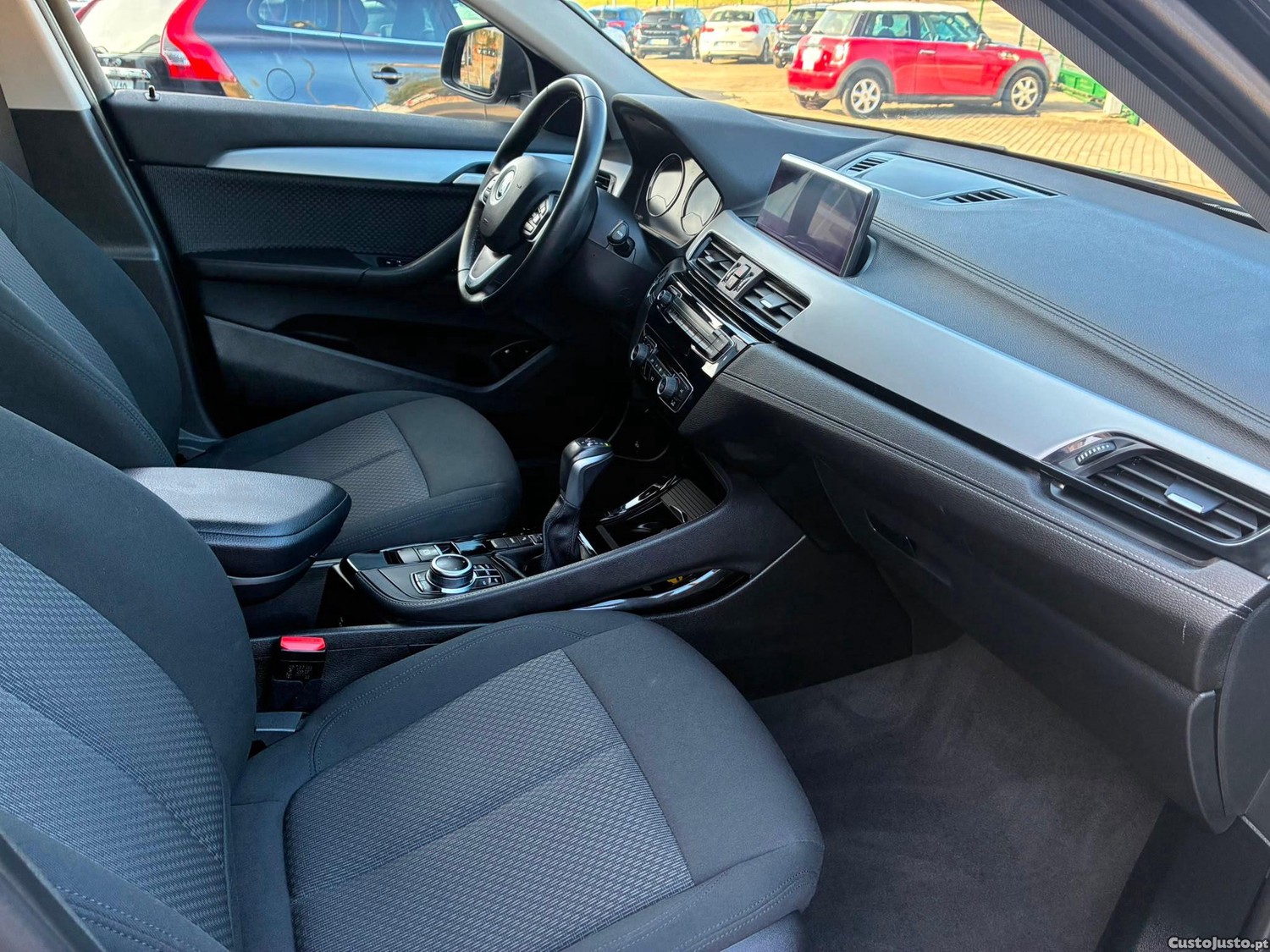 BMW X2 25e Business — fotografia 3