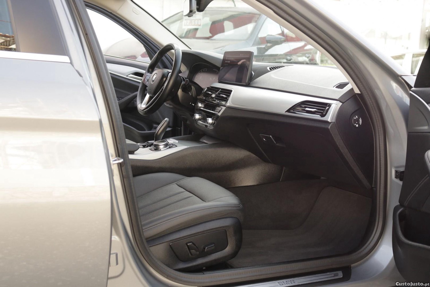 BMW 520 d Touring Auto 190cv — fotografia 38