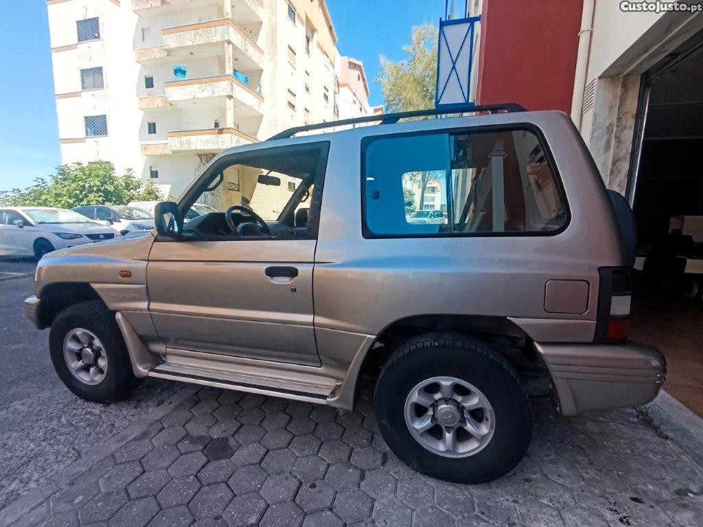 Mitsubishi Pajero 2.8 TDI Abas Largas Nacional — fotografia 7