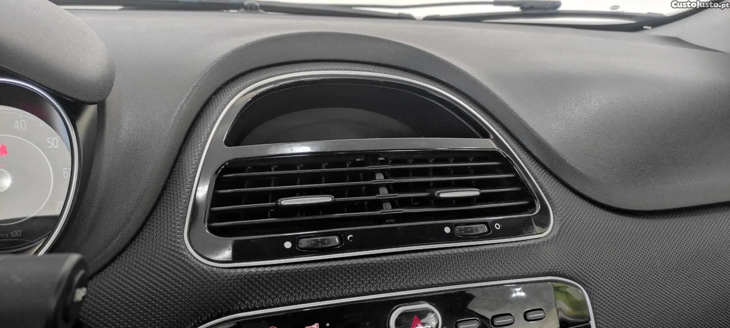 Fiat Punto 1.2 Young S&S — fotografia 4
