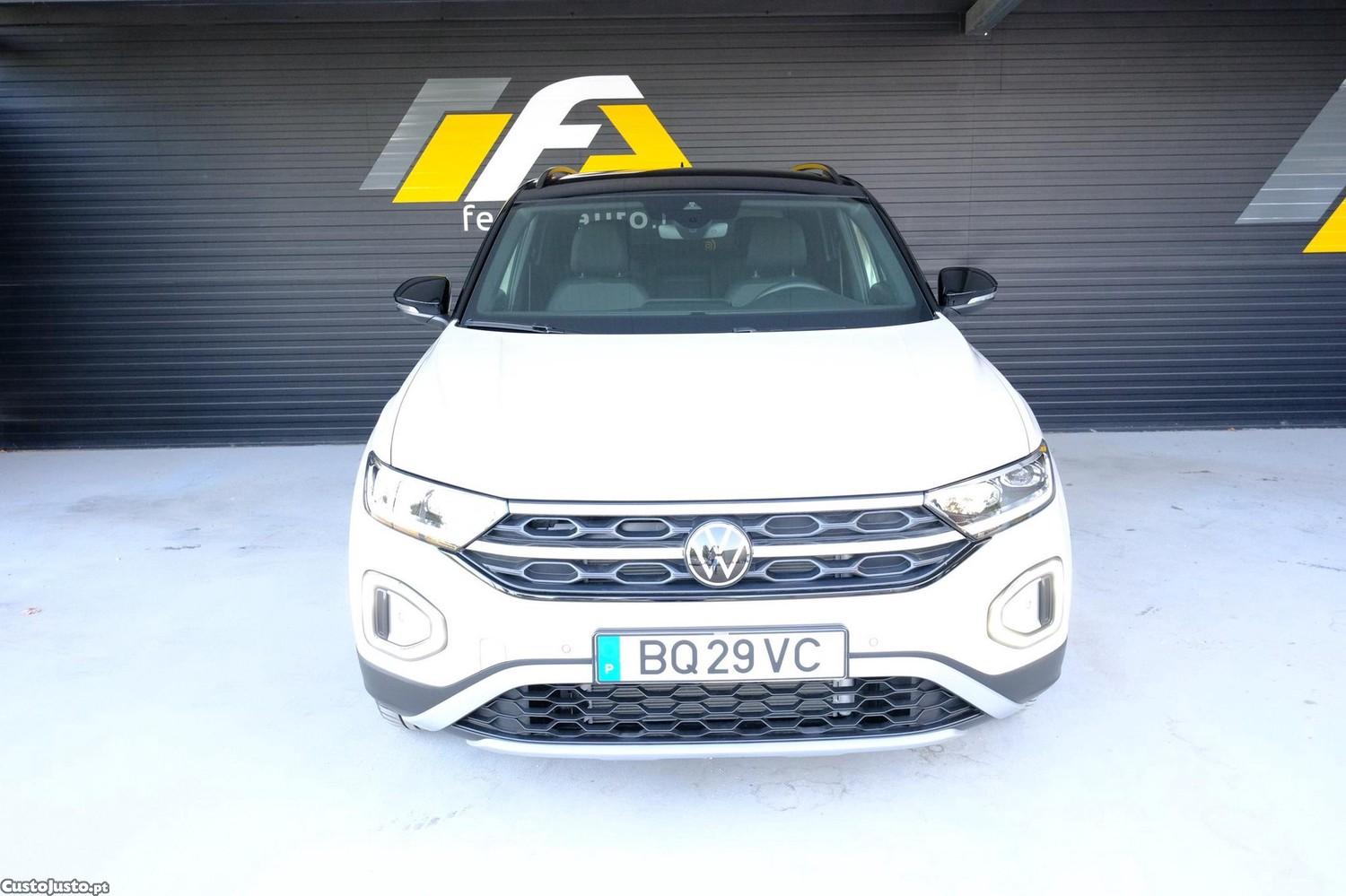 Volkswagen T-Roc 1.0 TSI Black Style — fotografia 20