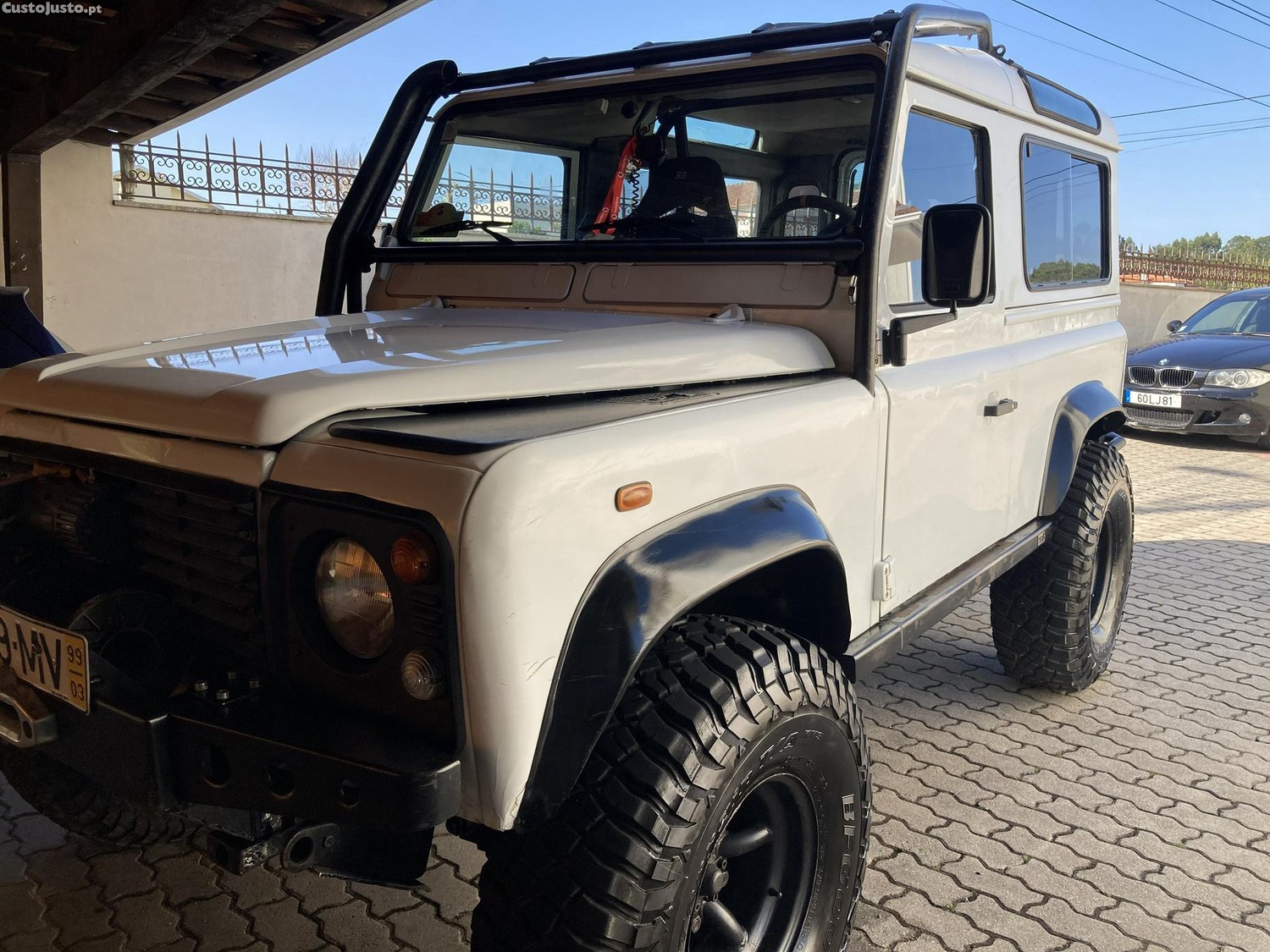 Land Rover Defender TD5 6 LUGARES - 99 foto 3