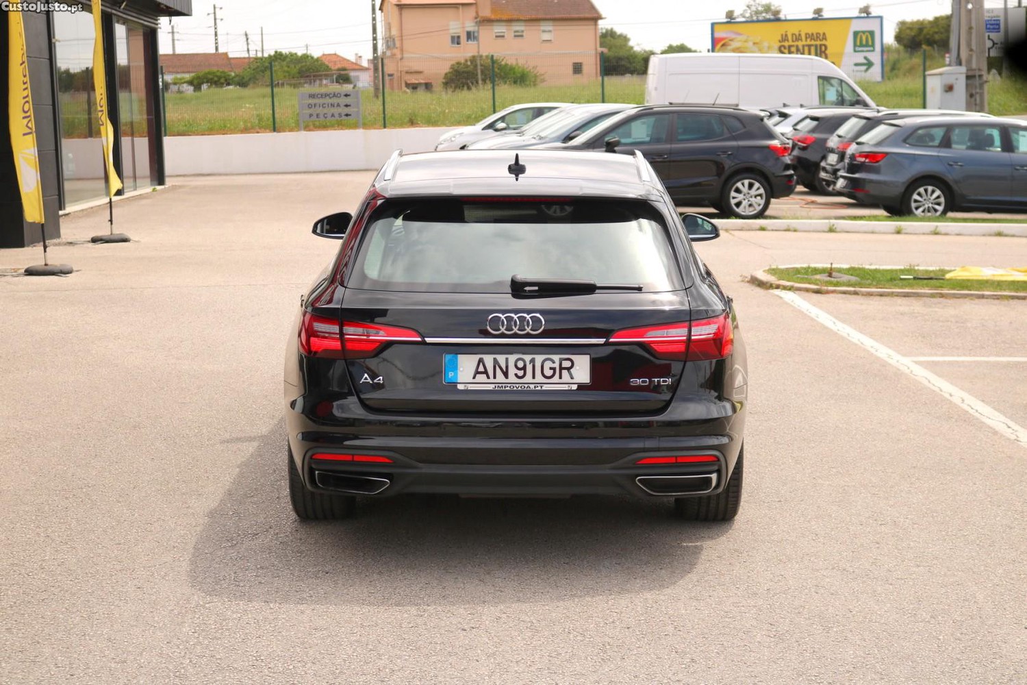 Audi A4 Avant 30 TDI S Tronic 136cv — fotografia 53