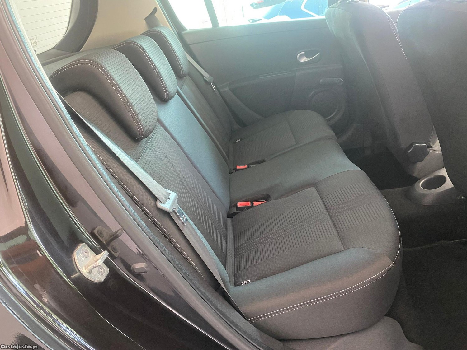 Renault Clio 1.2 TCE Dynamique S — fotografia 6
