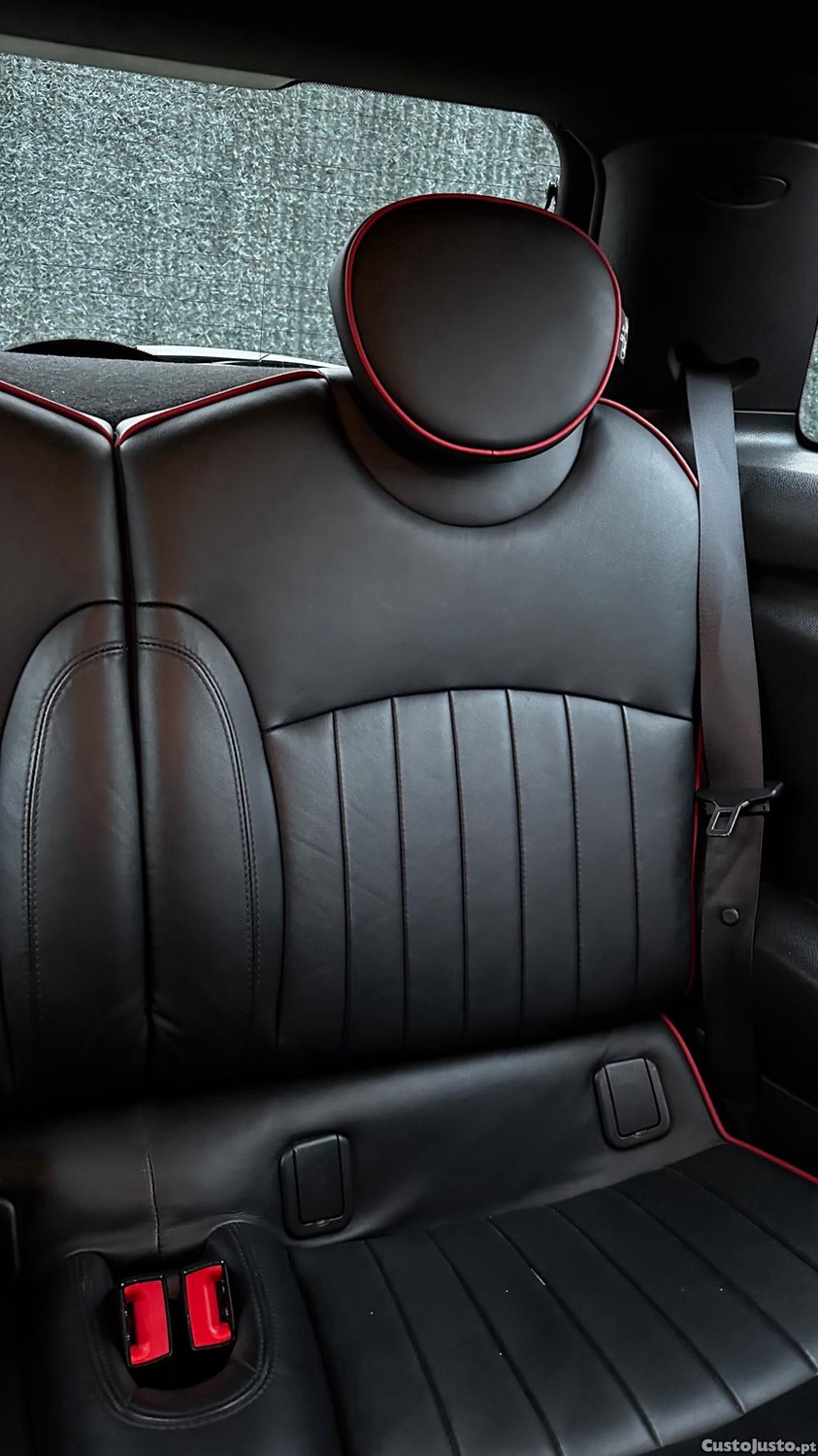 MINI John Cooper Works 211CV — fotografia 3