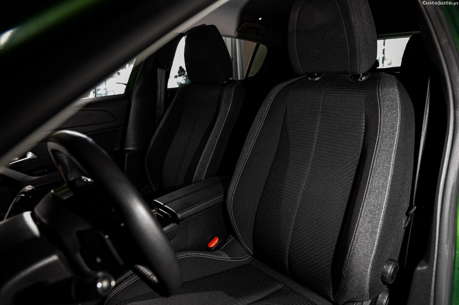 Peugeot 308 1.6 Hybrid Active Pack e-EAT8 — fotografia 10