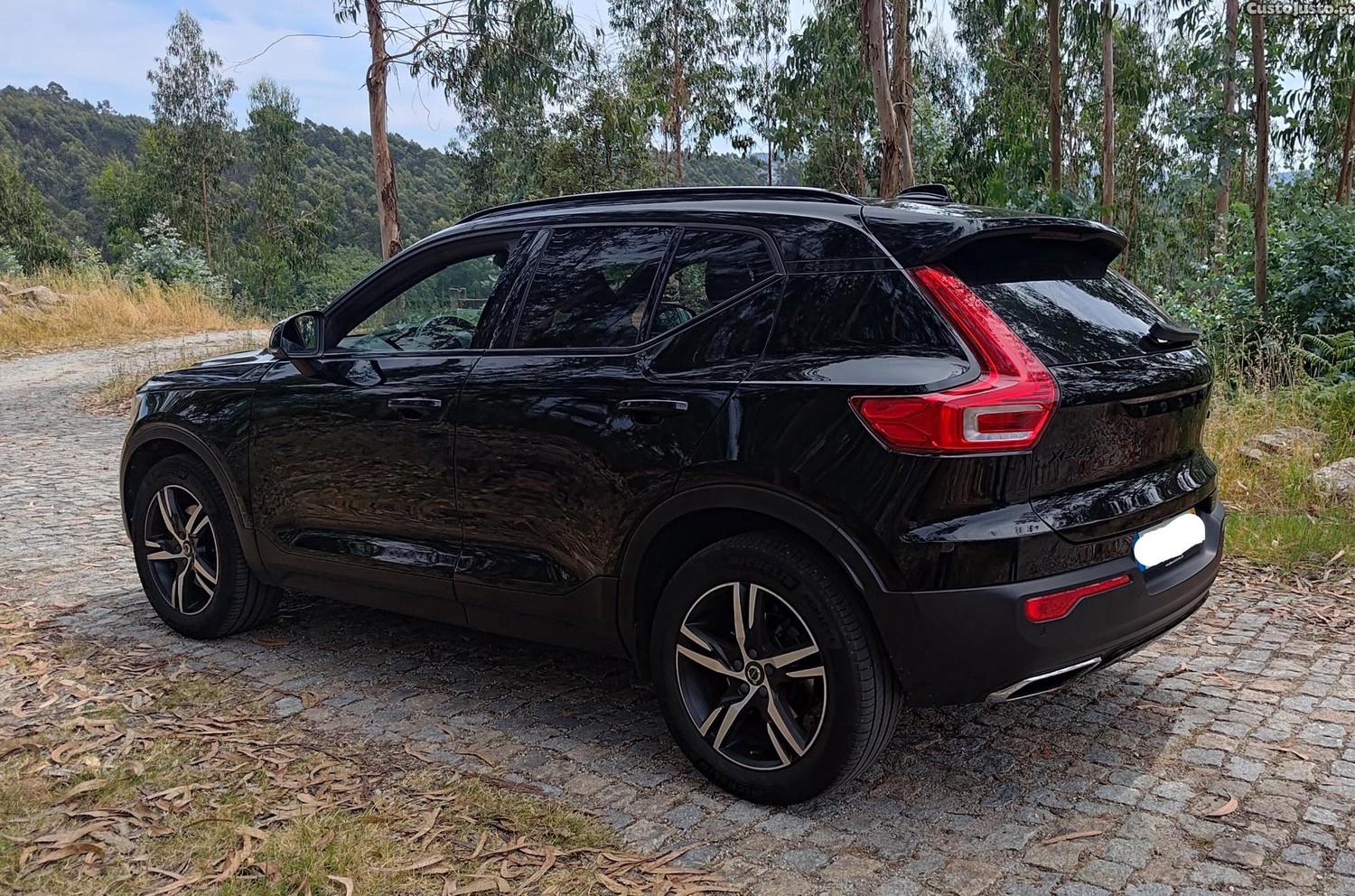 Volvo XC 40 Rdesign D4 AWD — fotografia 9
