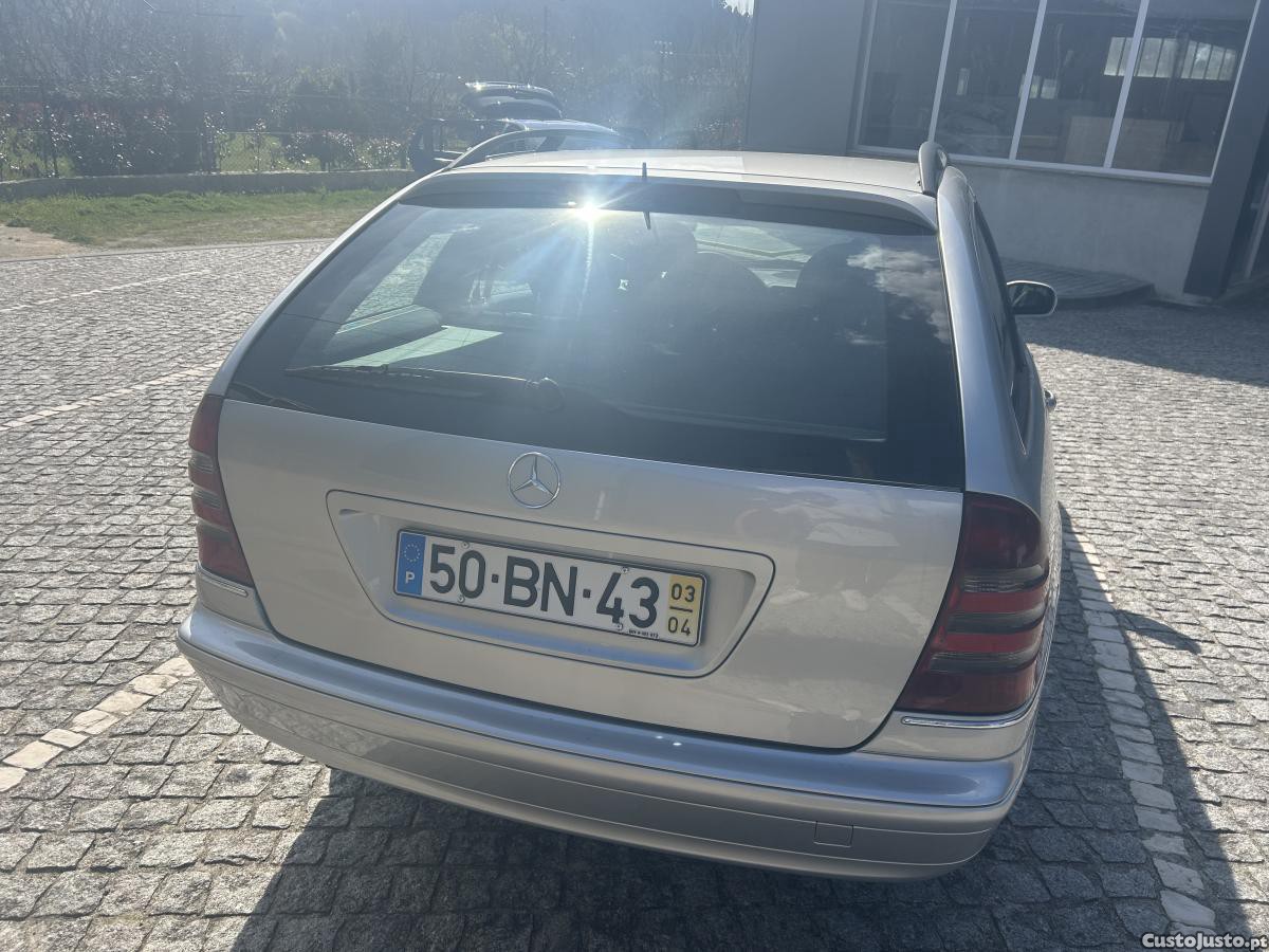 Mercedes-Benz C 220 CDi (W203) - 03 — photo 5