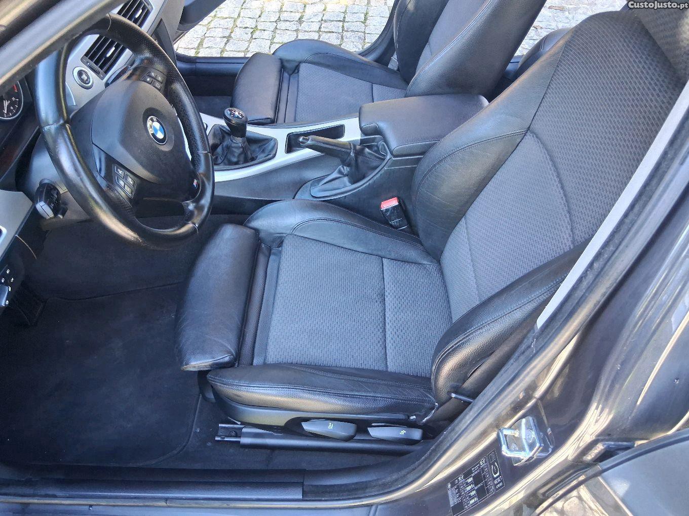 BMW 318 d pack sport selo 46euros — fotografia 6