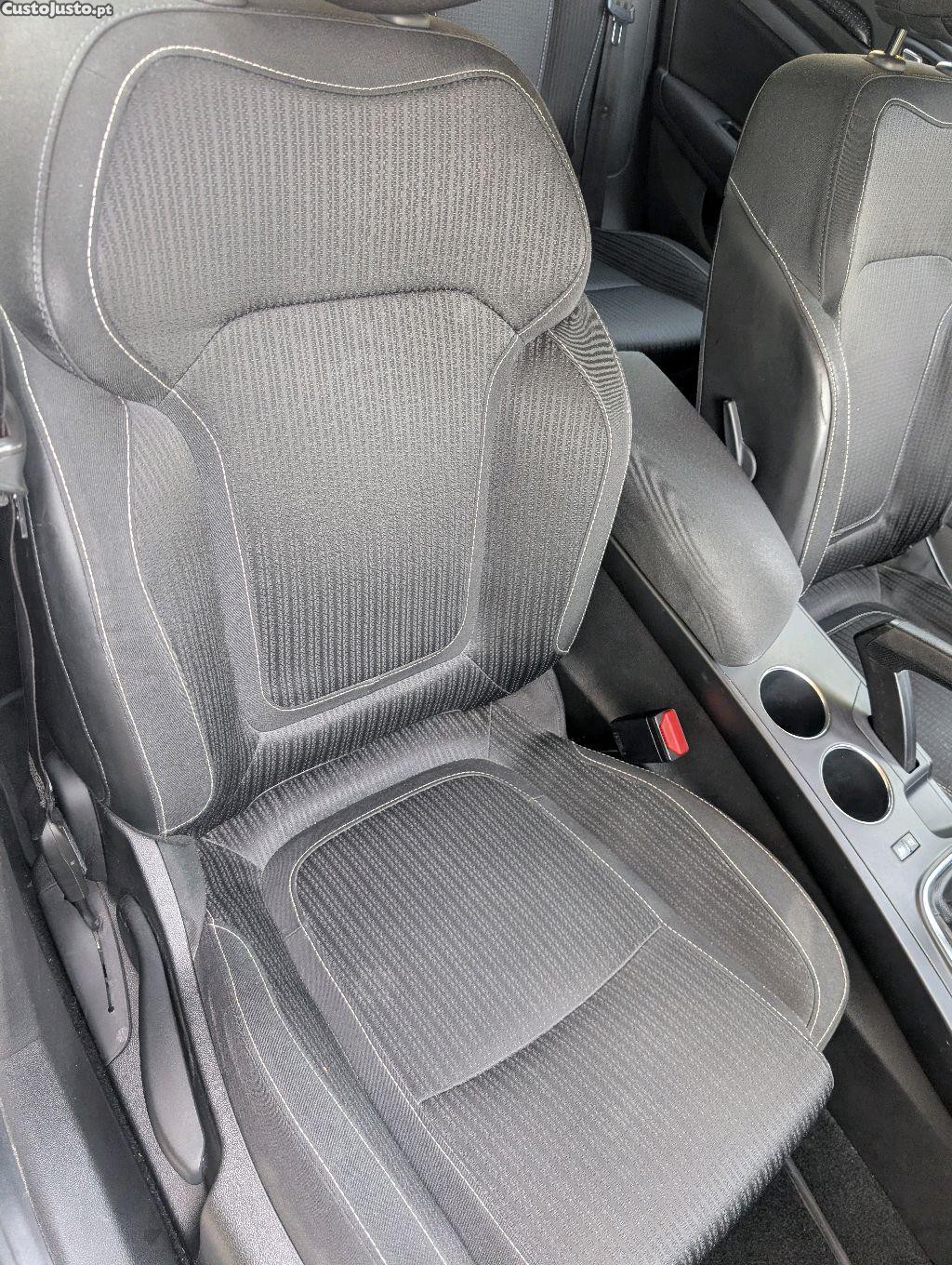 Renault Mégane IV eco2 — fotografia 3