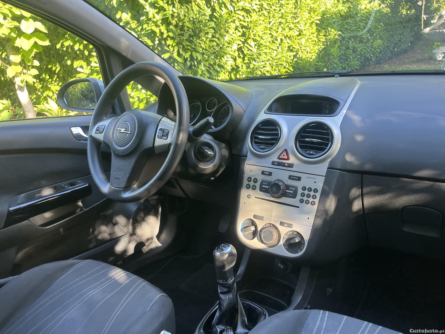 Opel Corsa 1.3 CDTi - 89.650 km Nacional — fotografia 6