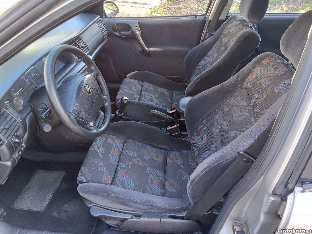 Opel Vectra 1.6c 16v gasolina e GPL — fotografia 6