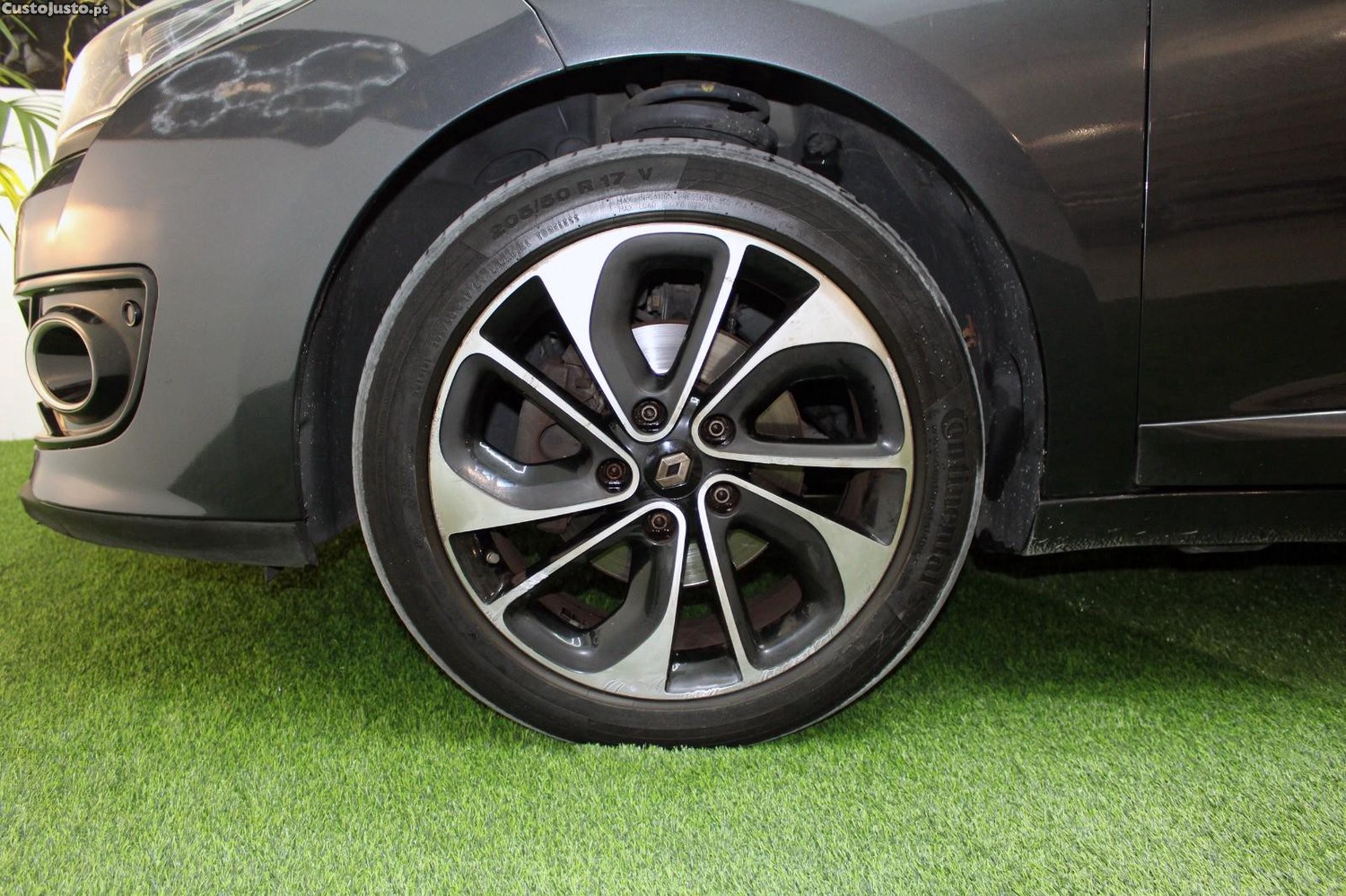 Renault Mégane 1.5 Blue dCi Bose Edition EDC — fotografia 13