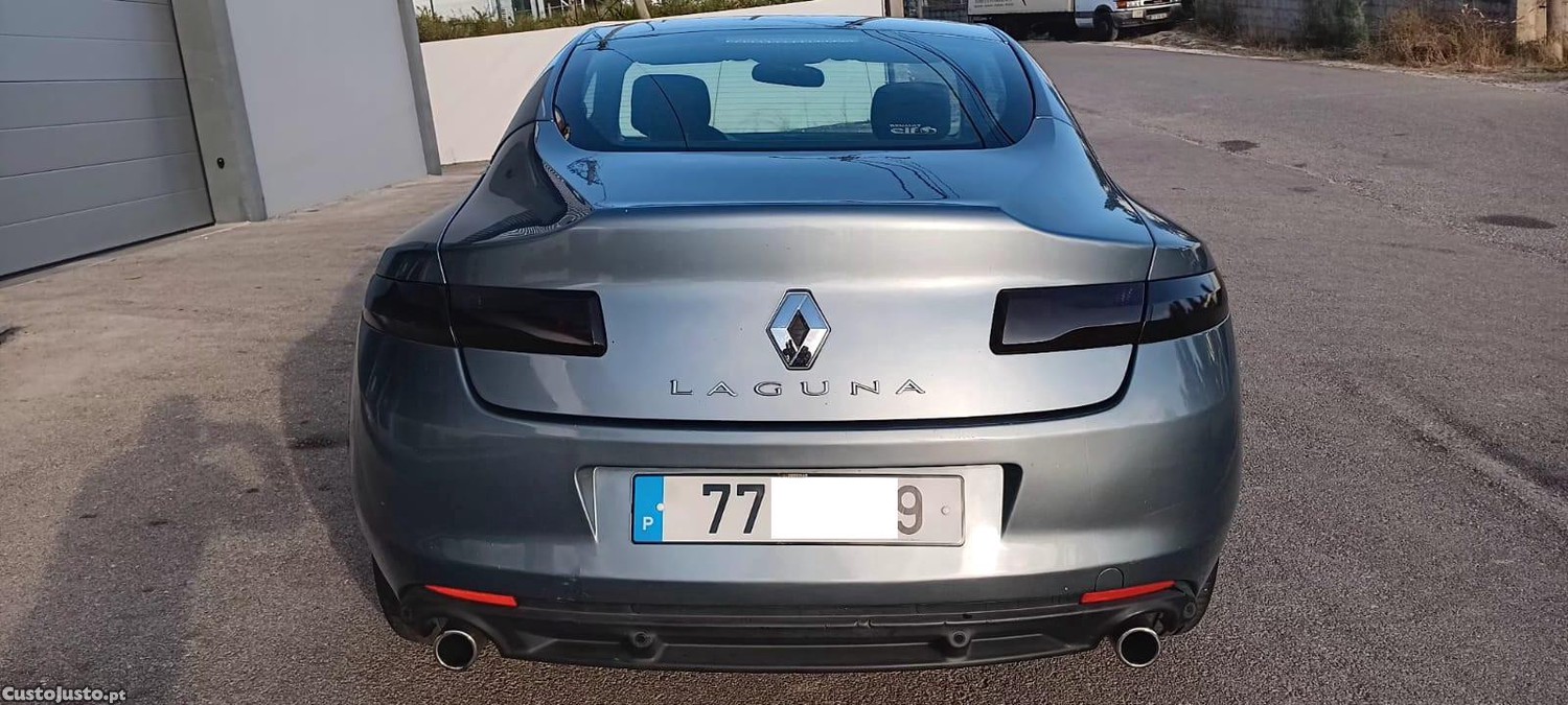 Renault Laguna COUPE 20. dCI 178 CV GT — fotografia 4
