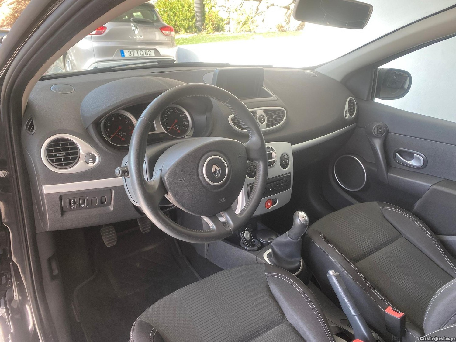 Renault Clio 1.2 TCE Dynamique S — fotografia 4