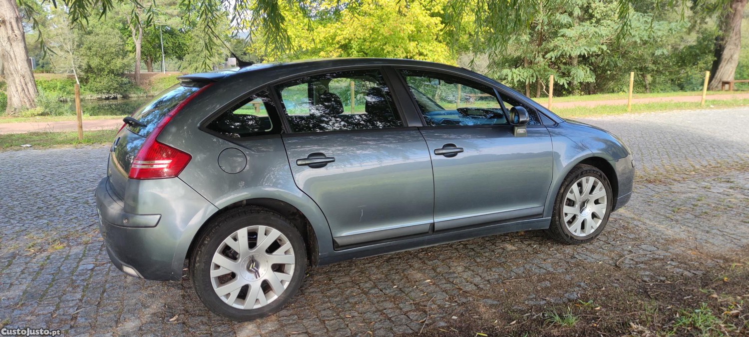 Citroën C4 1.6 HDI — fotografia 10
