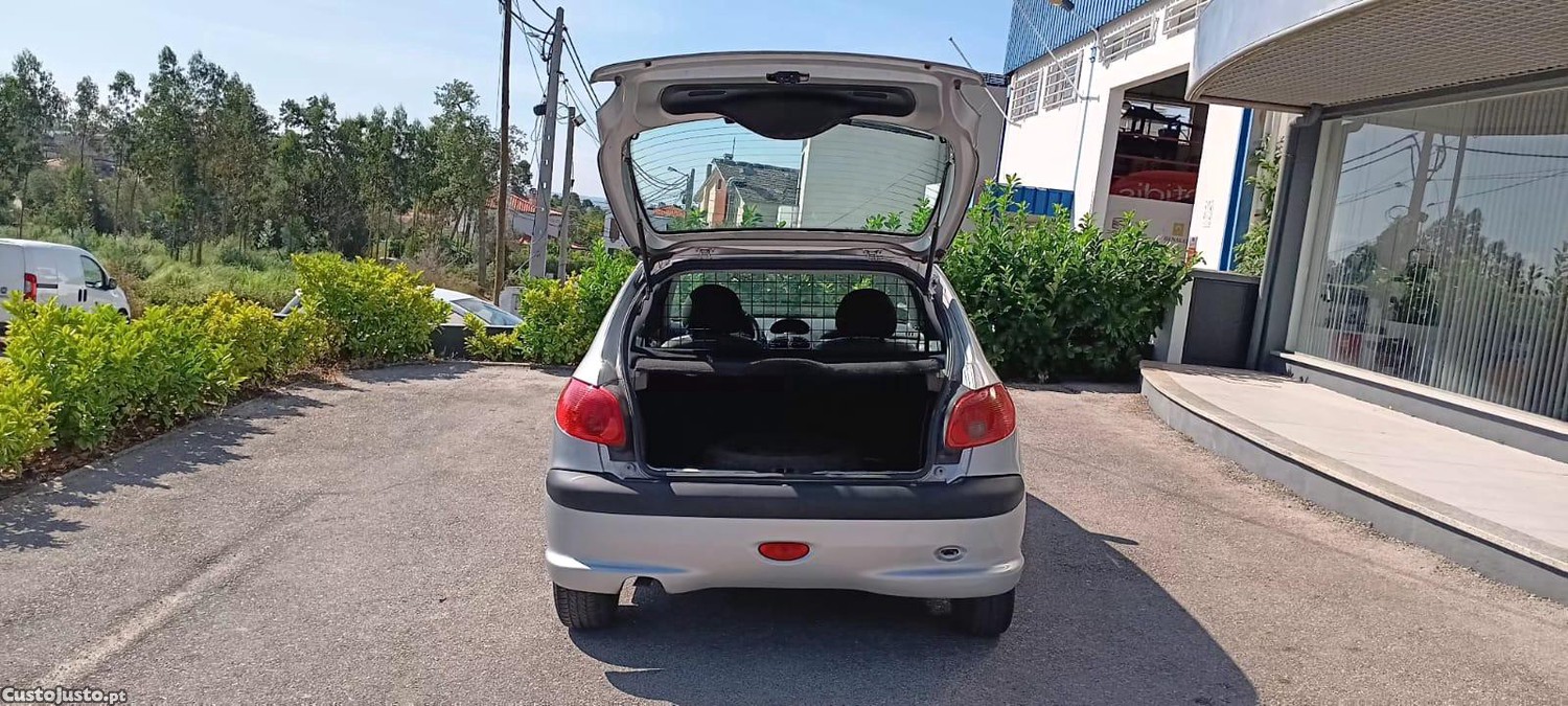Peugeot 206 1.4 HDI 2 LUG — fotografia 6