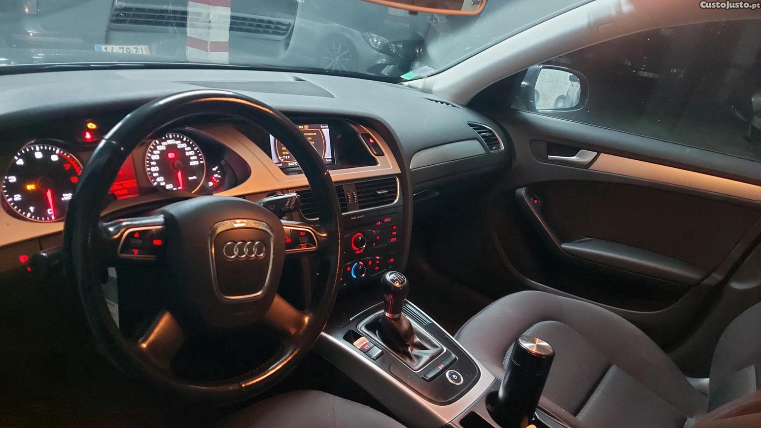 Audi A4 carrinha — fotografia 3