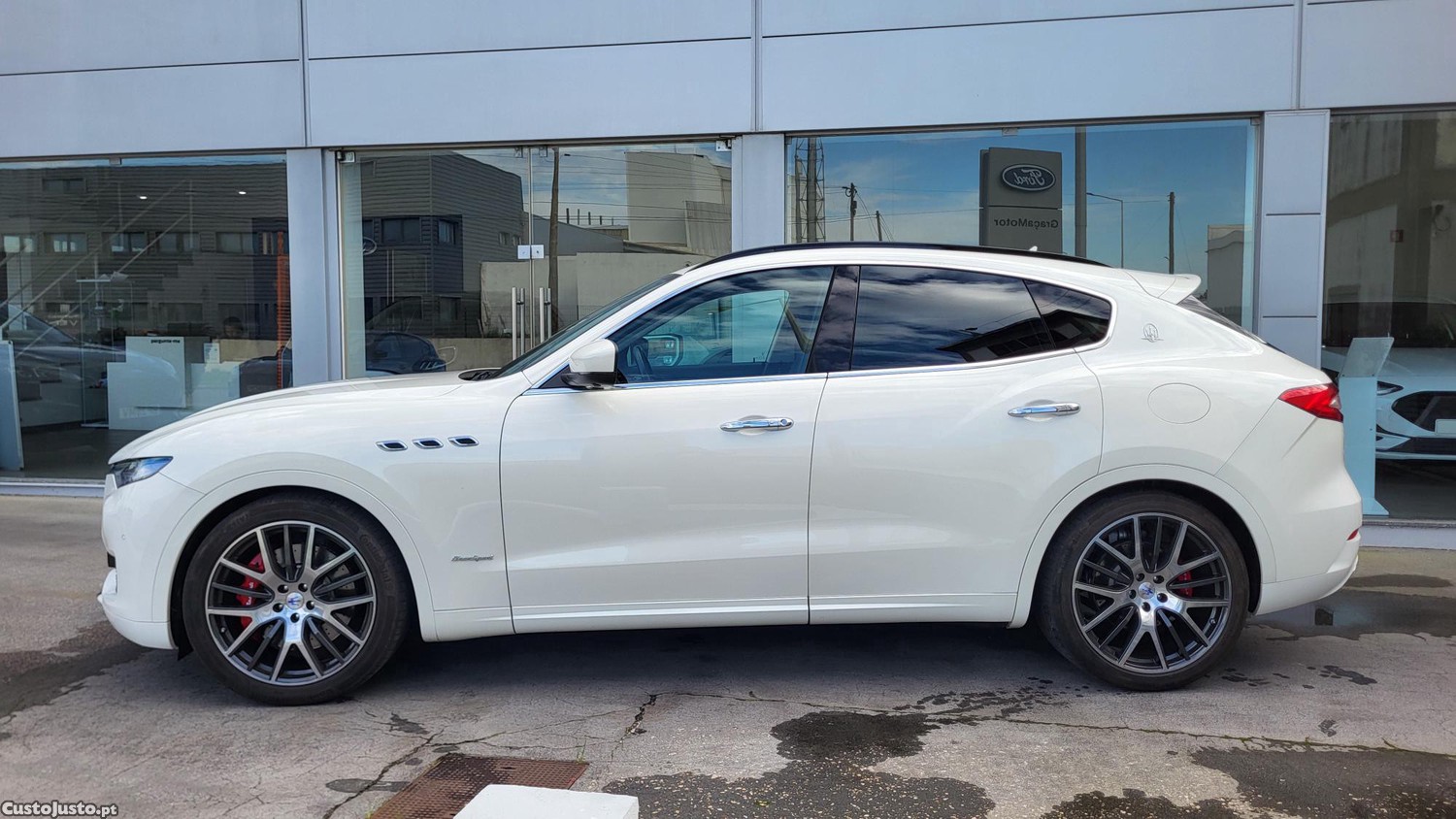 Maserati Levante S GrandSport - 17 foto 2