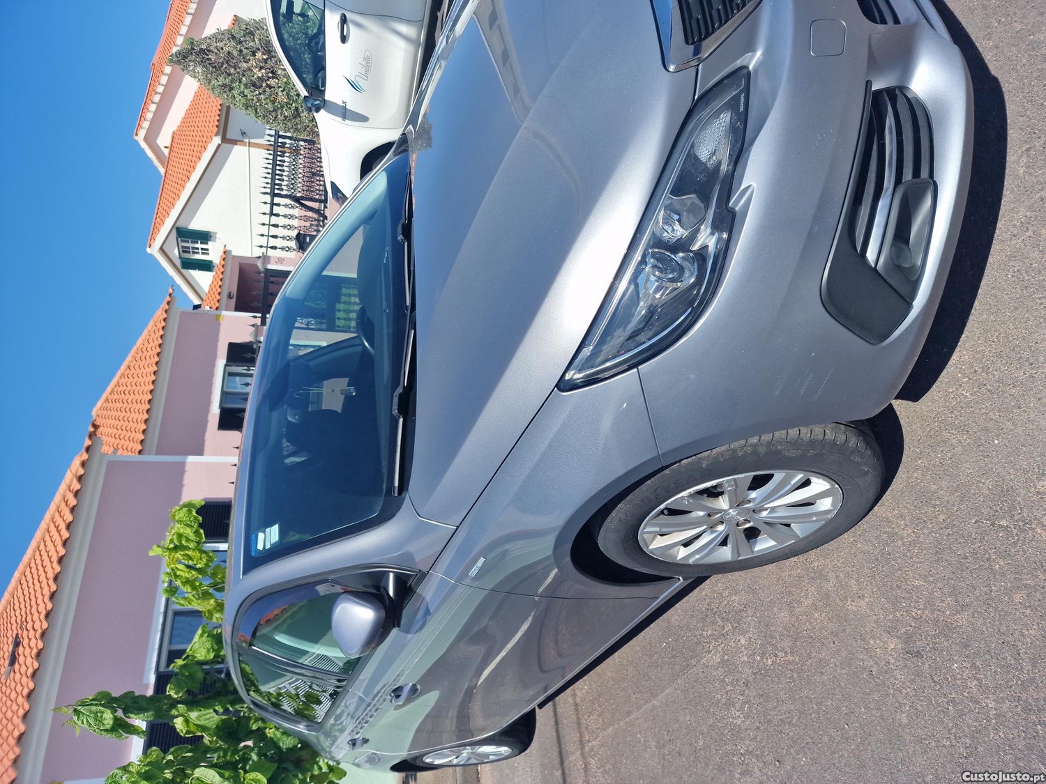 Peugeot 308 bluehdi — fotografia 5