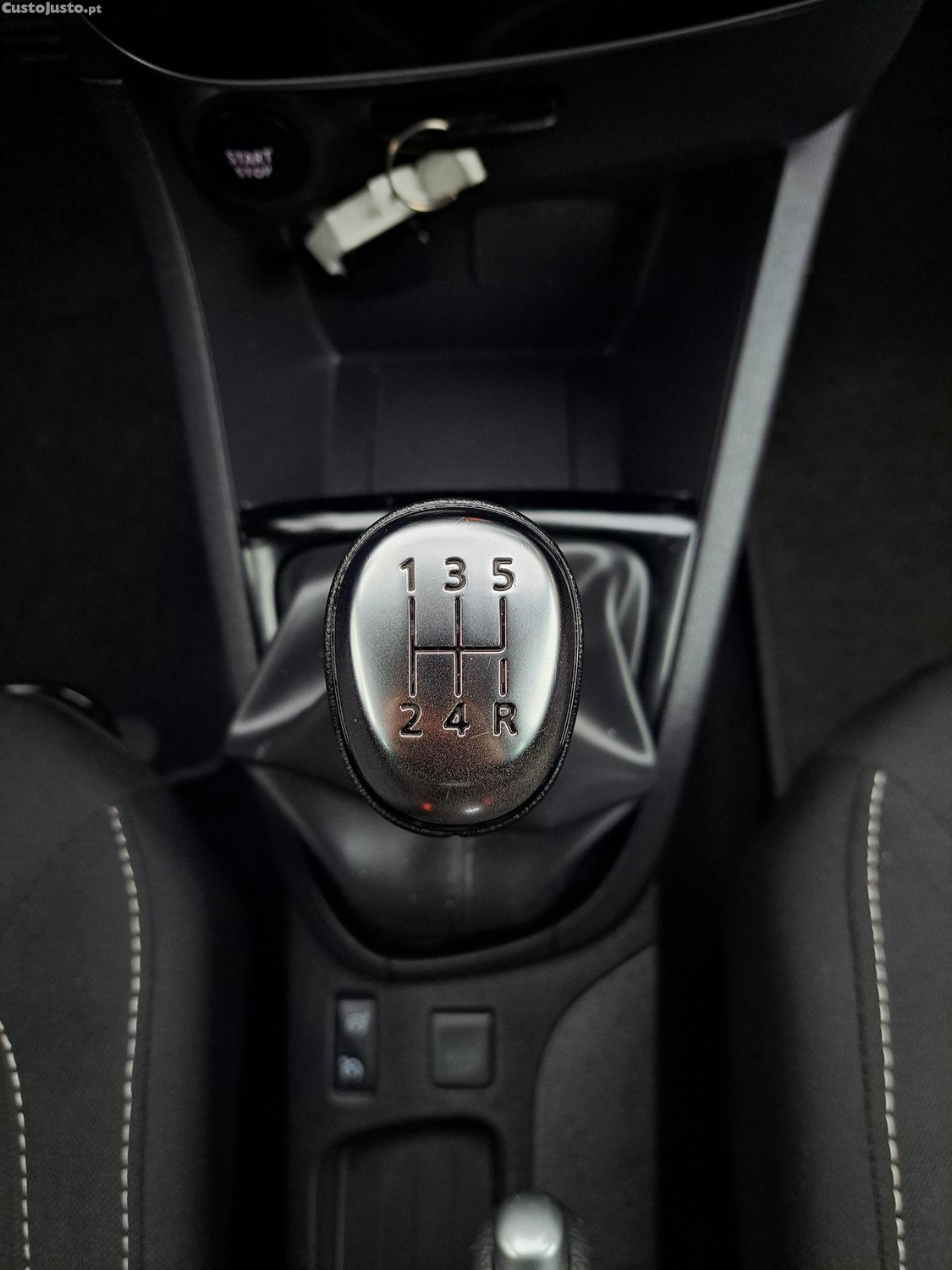 Renault Clio 0.9 TCe Limited Bi-Fuel — fotografia 13