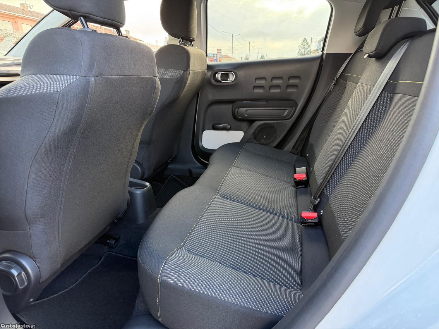 Citroën C3 1.2 PureTech Max EAT6 — fotografia 14