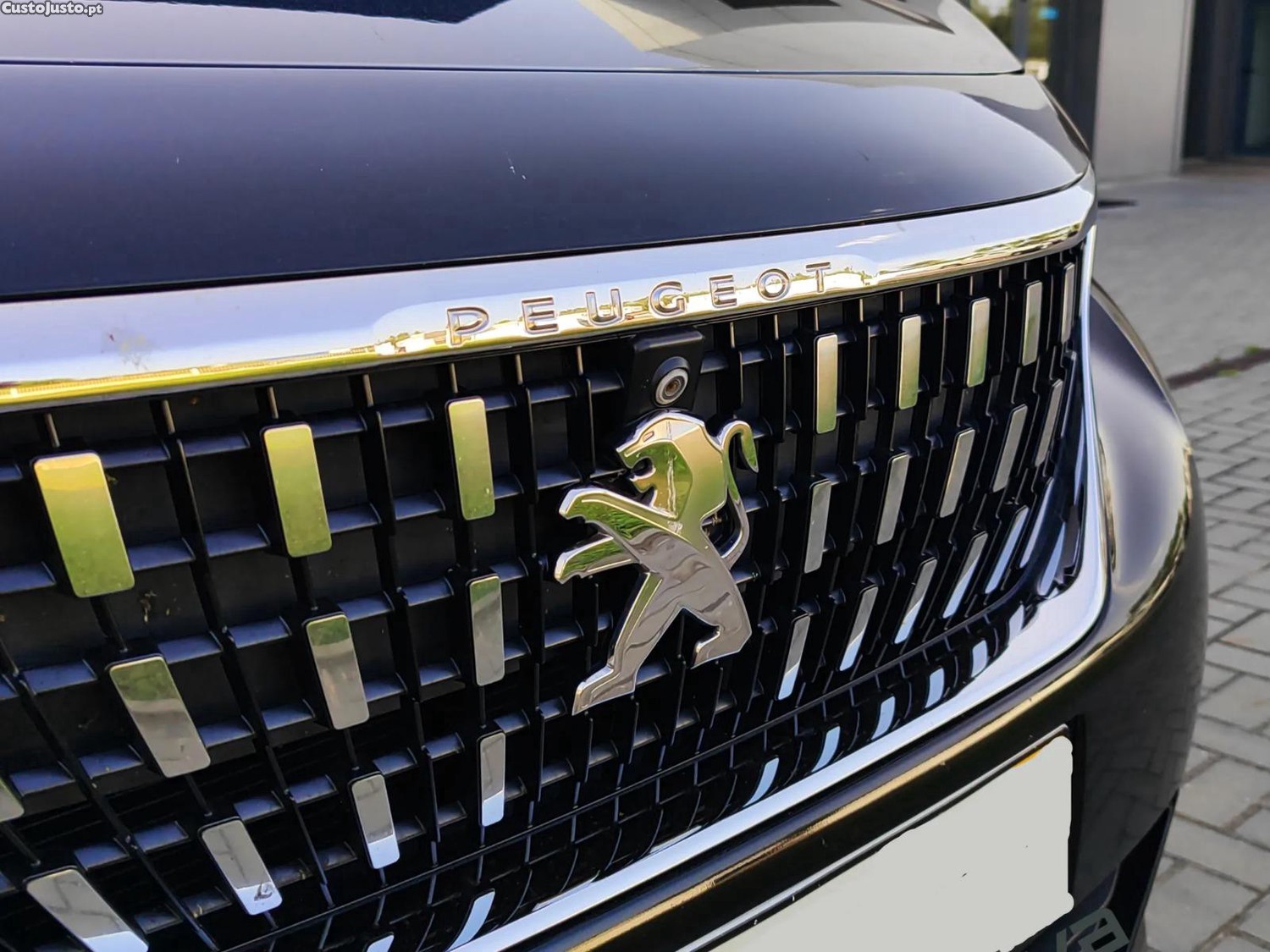 Peugeot 3008 Allure Pack EAT8 1.5 — fotografia 3