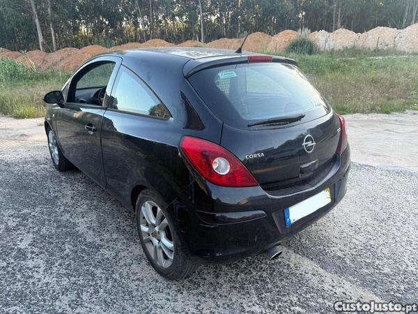 Opel Corsa 1.3 CDTI — fotografia 3