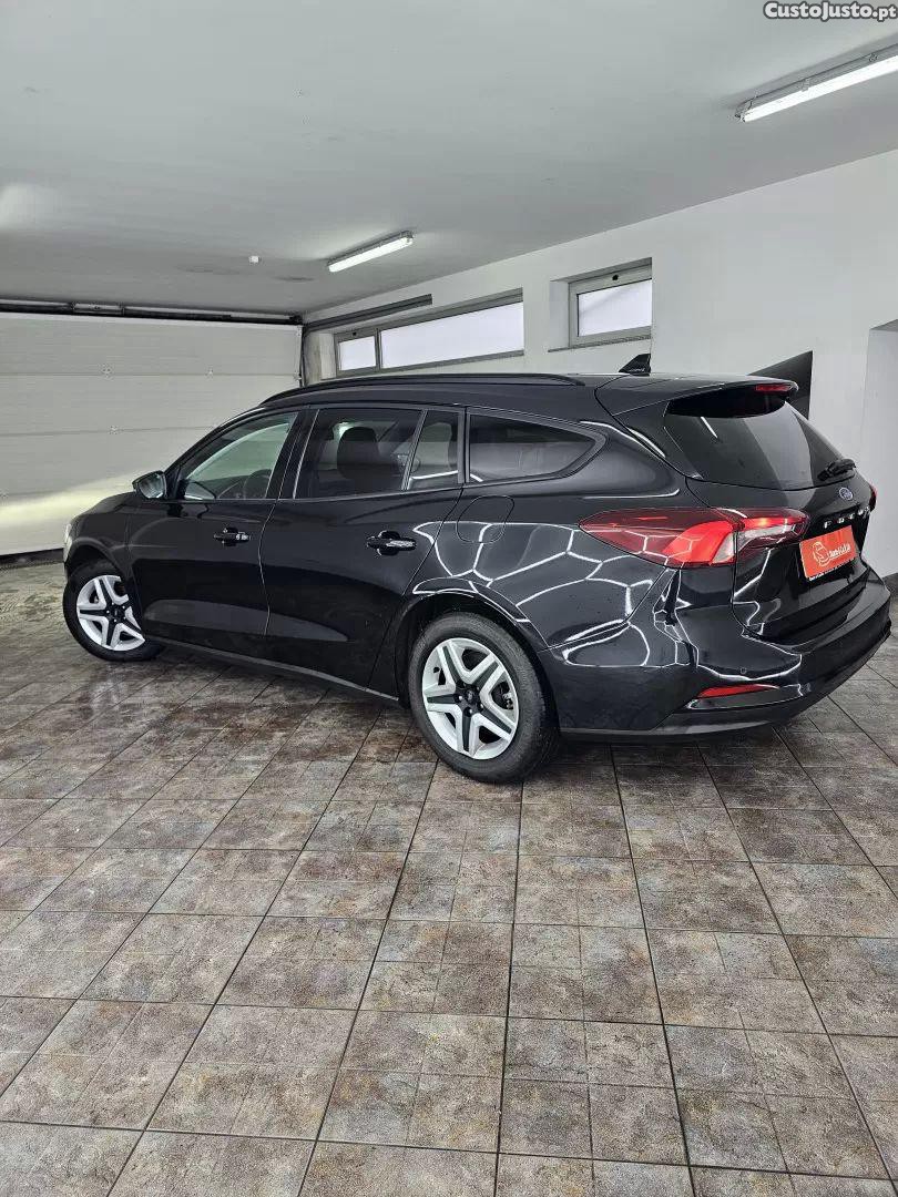 Ford Focus 1.0 ecoboost connected — fotografia 15