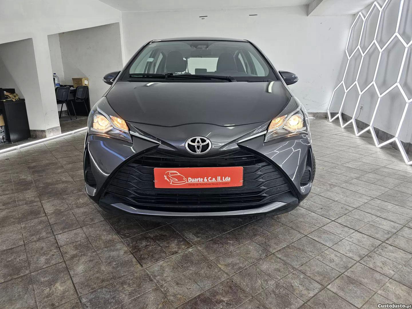 Toyota Yaris 1.0 vvt-i comfort — fotografia 22