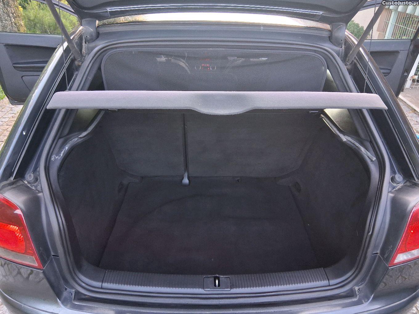 Audi A3 2.0 tdi 140cv nacional selo 46euros — fotografia 2