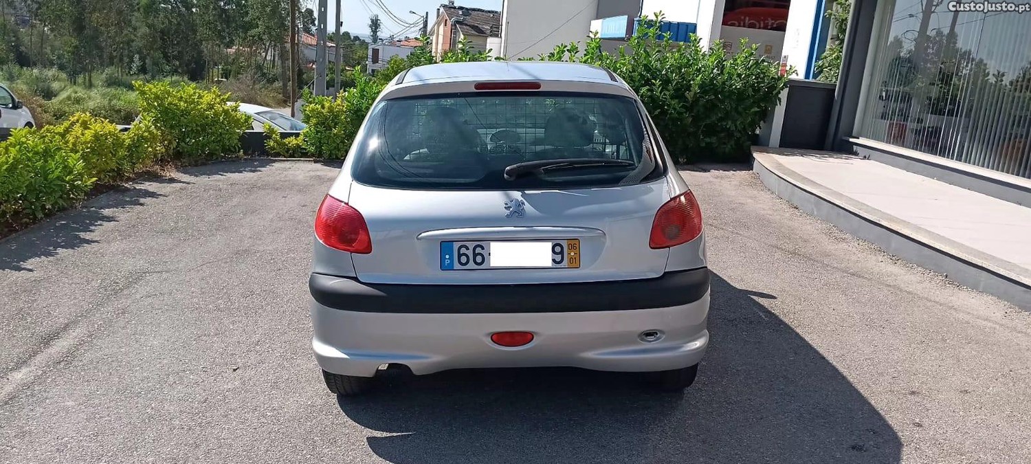 Peugeot 206 1.4 HDI 2 LUG — fotografia 5