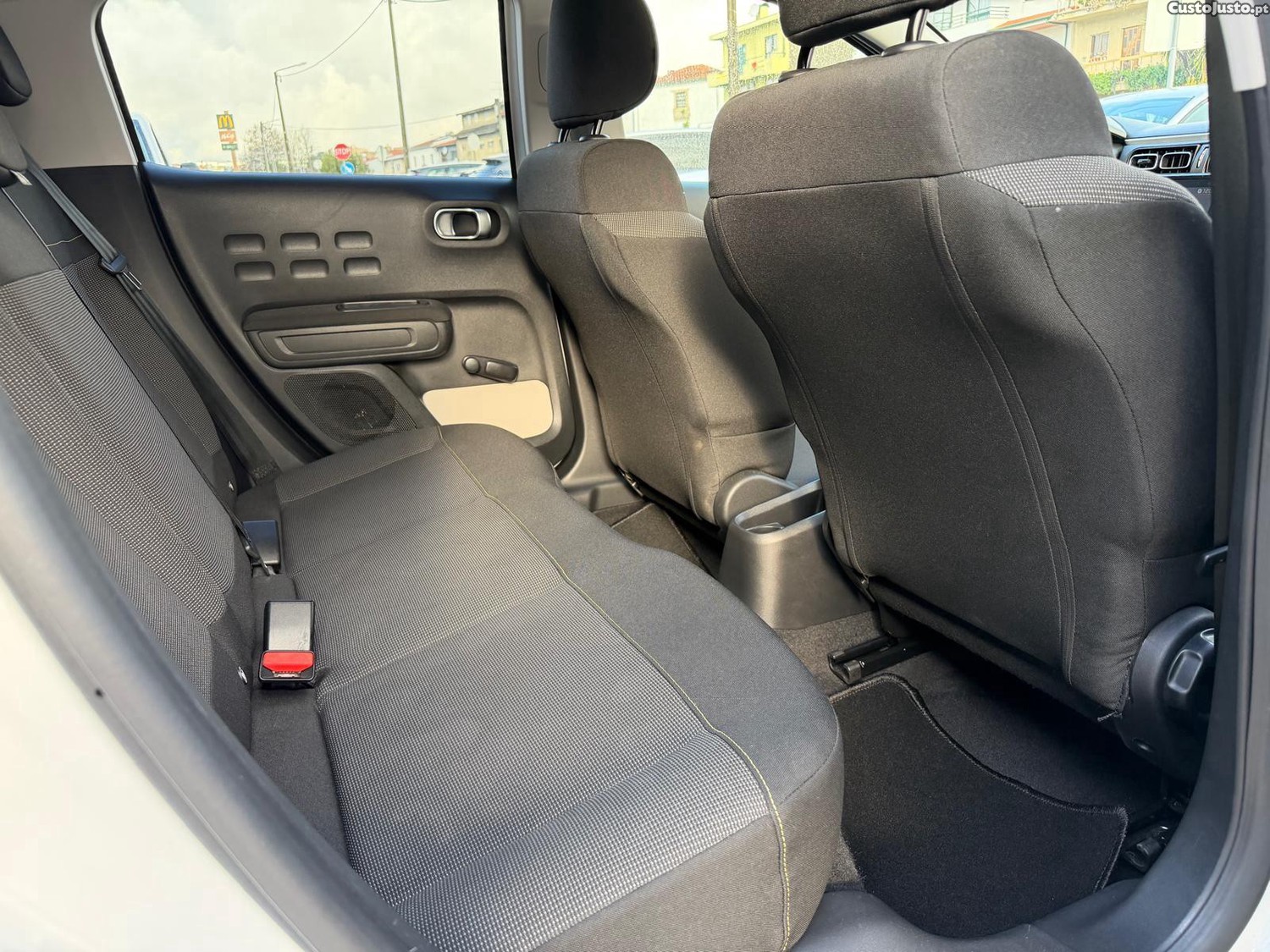 Citroën C3 1.2 PureTech Max EAT6 — fotografia 10