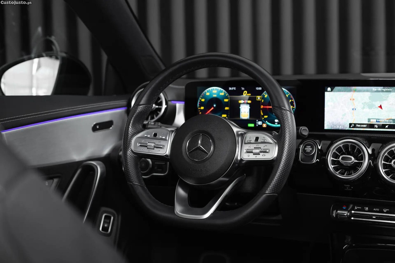 Mercedes-Benz CLA 250 e Shooting Brake AMG Line — fotografia 11