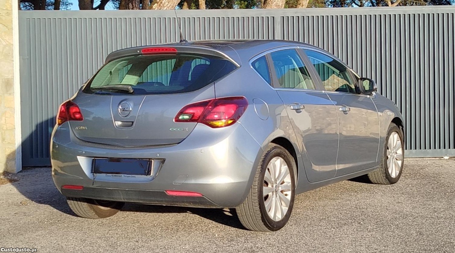 Opel Astra 1.3 CDTI Cosmo — photo 5