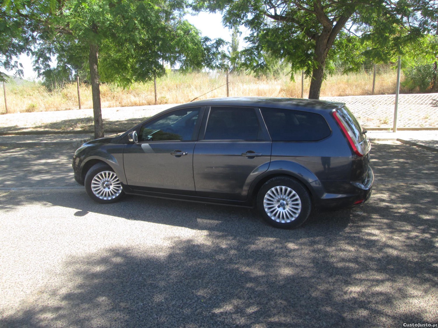 Ford Focus 1.6 Tdci — fotografia 10