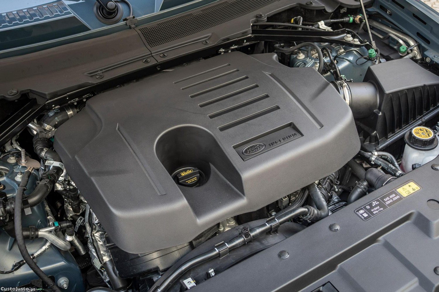 Land Rover Defender 3.0 I6 90 AWD SE — fotografia 26