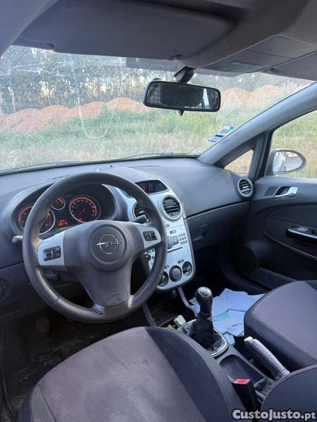 Opel Corsa 1.3 CDTI — fotografia 5