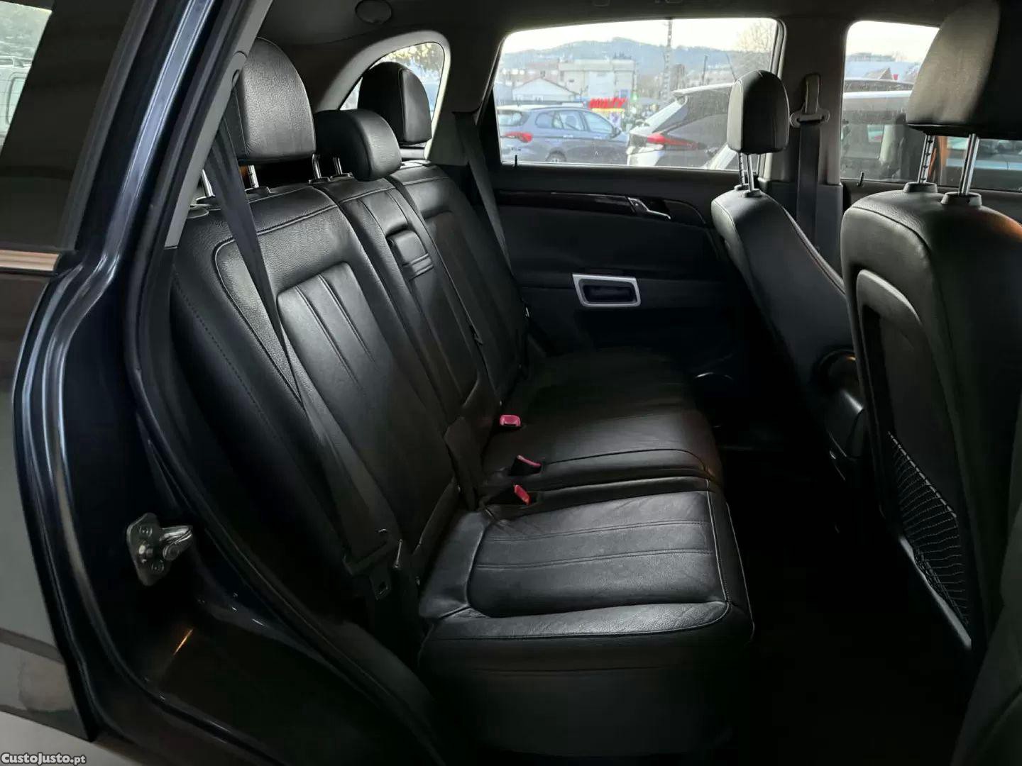Opel Antara 2.0 cdti active-select — fotografia 4