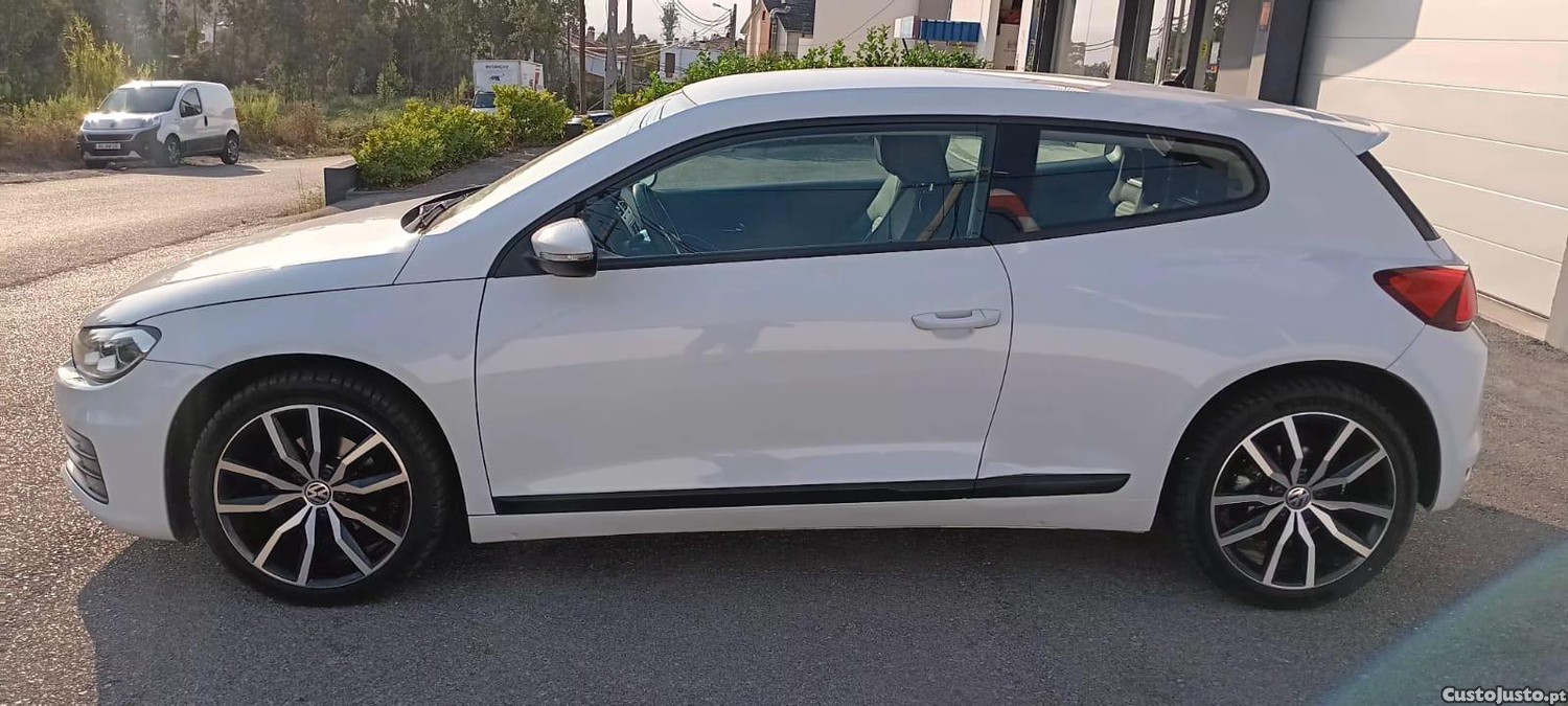 Volkswagen Scirocco 2.0 TDI 150cv+SPORT+Nacional+2017 — fotografia 13