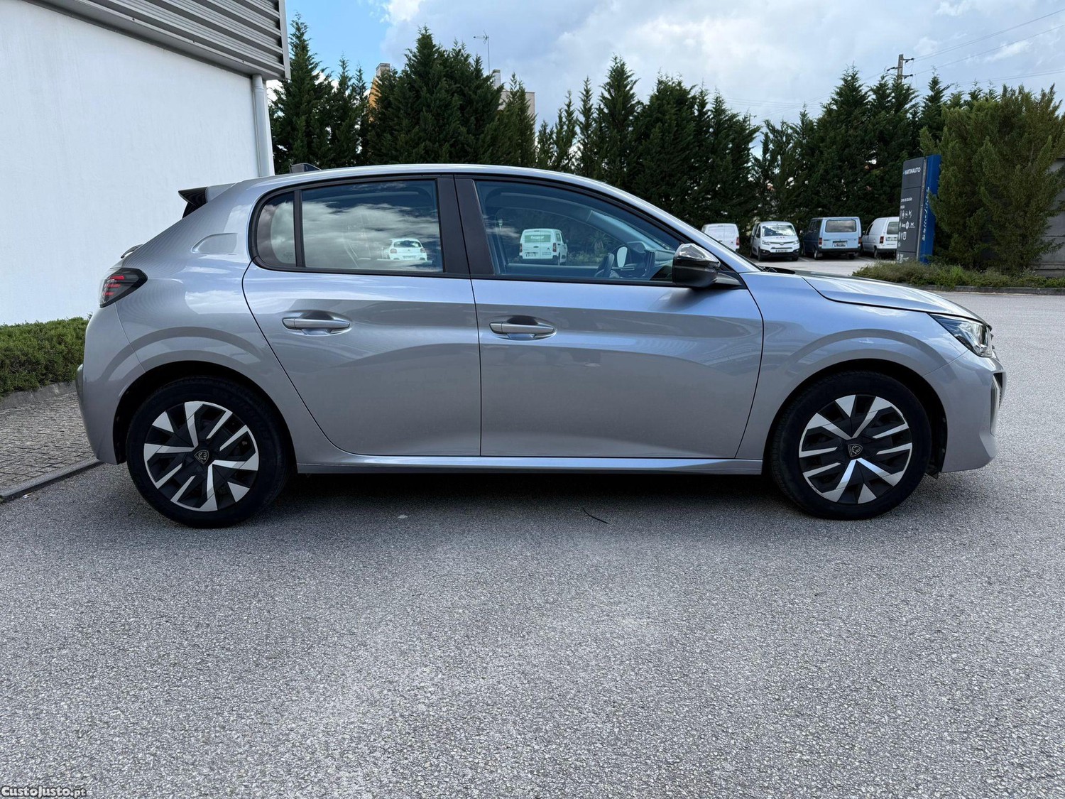 Peugeot 208 1.2 PureTech Active — fotografia 8