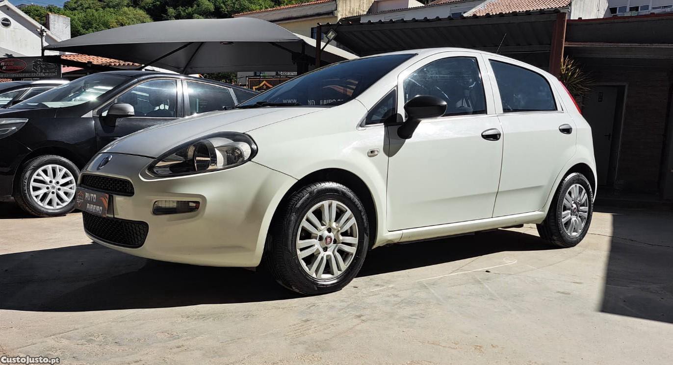 Fiat Punto 1.3 M-Jet Easy S&S — fotografia 15
